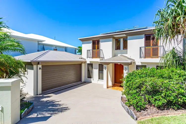 15 Seafarer Court, Castaways Beach QLD 4567