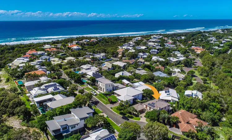 Second view of Homely house listing, 15 Seafarer Court, Castaways Beach QLD 4567