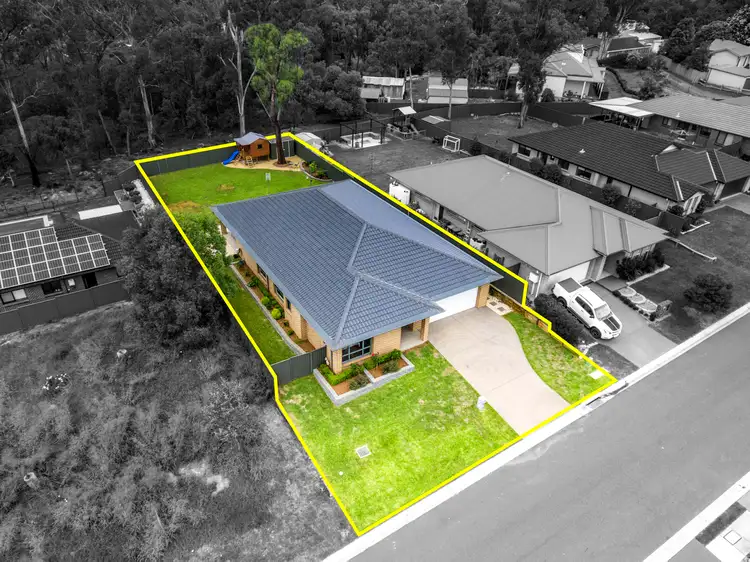 10 Blue Gum Place, Tahmoor NSW 2573