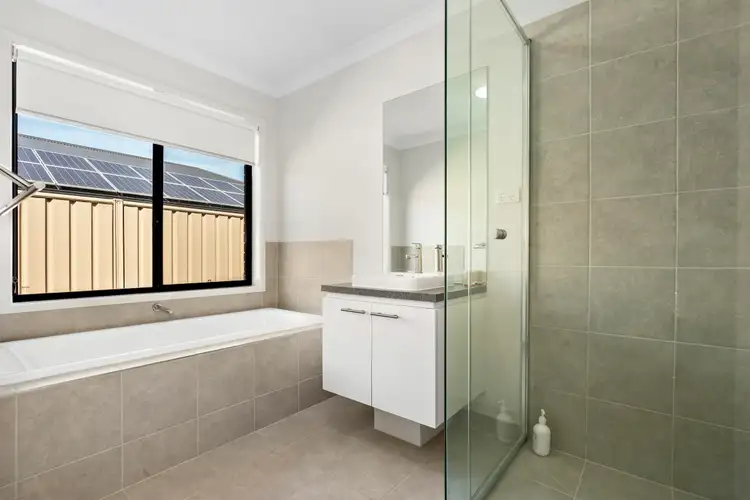 Sixth view of Homely house listing, 14 Lincoln Crescent, Echuca VIC 3564