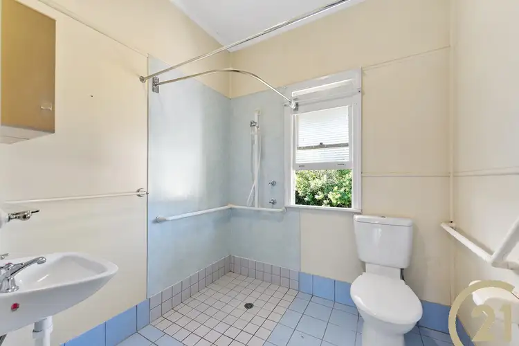 Fourth view of Homely house listing, 4 Murray Street, Clontarf QLD 4019