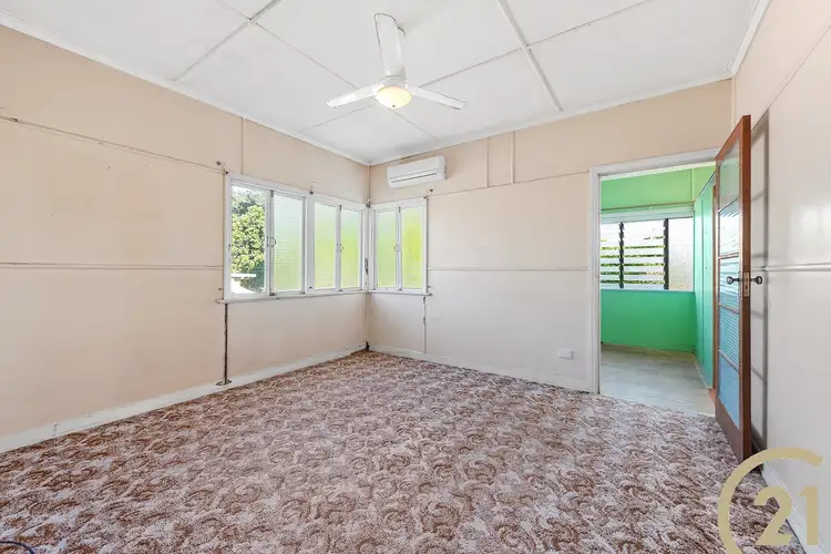 Fifth view of Homely house listing, 4 Murray Street, Clontarf QLD 4019