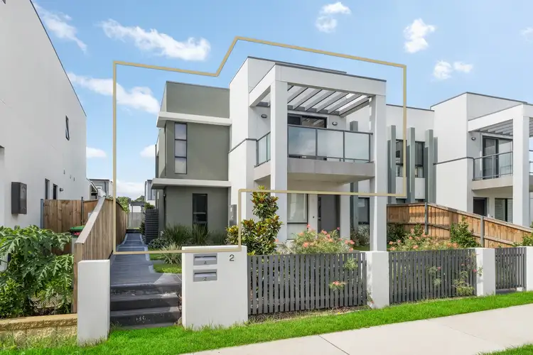 4/2 Rosemount Drive, Catherine Field NSW 2557