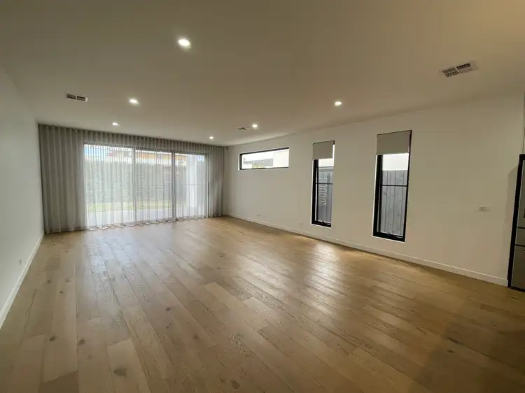 Fourth view of Homely townhouse listing, 10A Wamba Road, Bentleigh East VIC 3165
