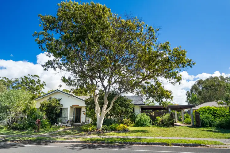 25 Gregory Street, Golden Beach QLD 4551