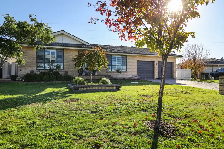 11 Majestic Way, Orange NSW 2800