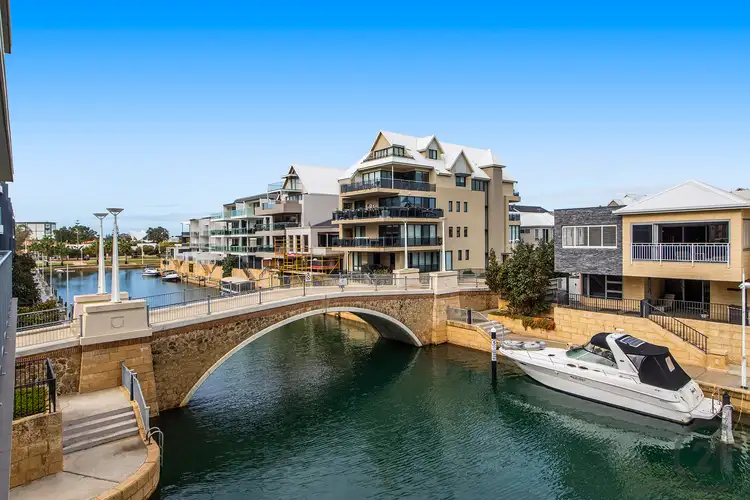 2/15 The Palladio, Mandurah WA 6210