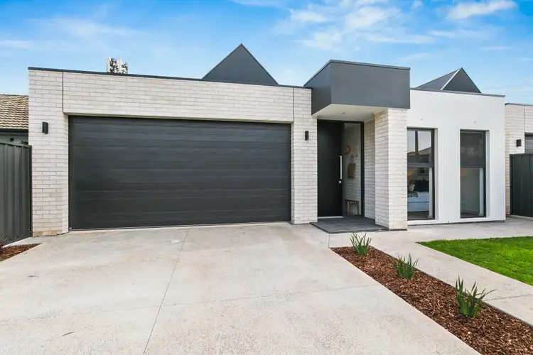 10 Alice Street, Hove SA 5048