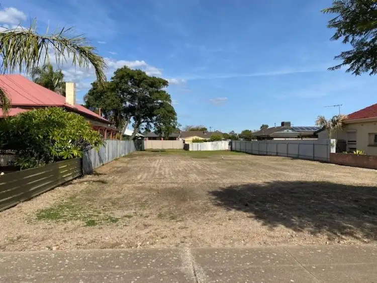 39 - 39A Dingera Avenue, North Plympton SA 5037