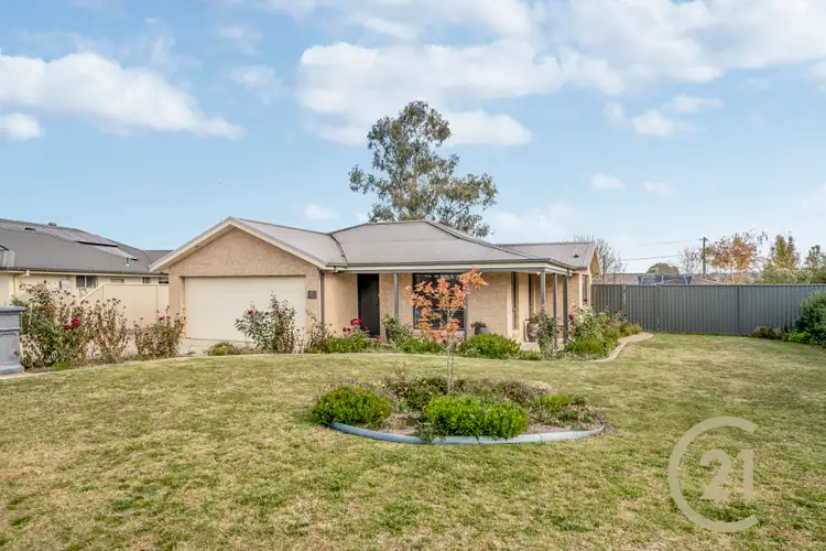6 Willott Close, Eglinton NSW 2795