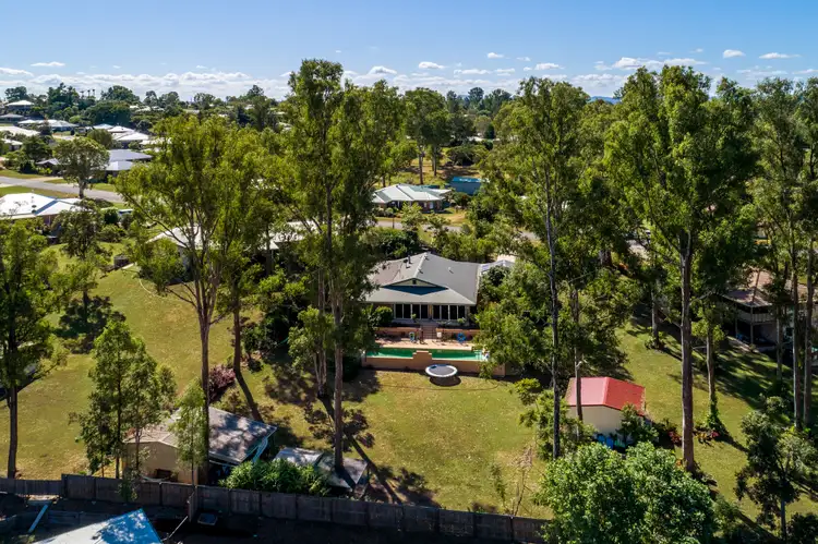 8 Oxford Court, Southside QLD 4570