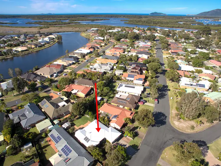 39 Budgeree St, Tea Gardens NSW 2324