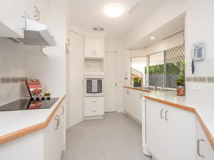 Sixth view of Homely house listing, 2/20 Yew Court, Buderim QLD 4556