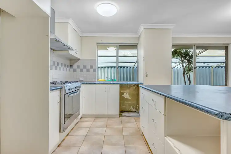 Fifth view of Homely house listing, 20 Kurrajong Circle, Glen Iris WA 6230
