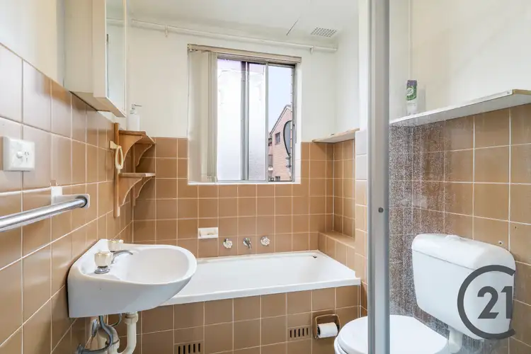Fifth view of Homely unit listing, 6/2 Beale Street, Liverpool NSW 2170