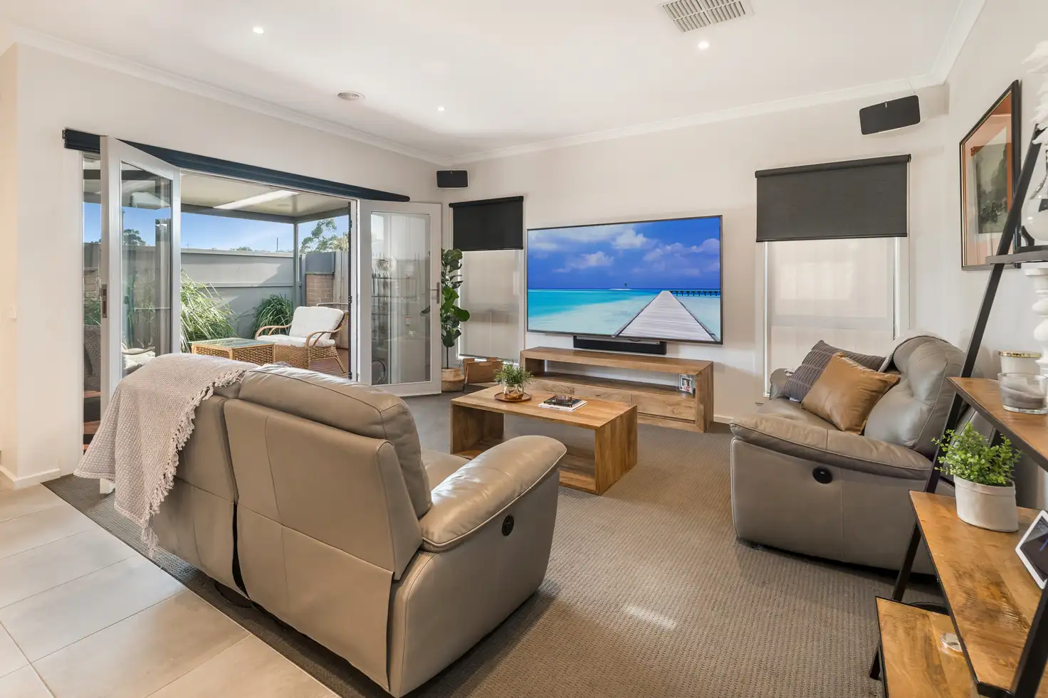 Main view of Homely unit listing, 11 Haymic Place, Tyabb VIC 3913