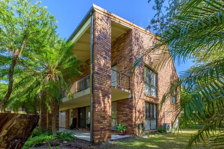 6 Titanic Court, Cooloola Cove QLD 4580