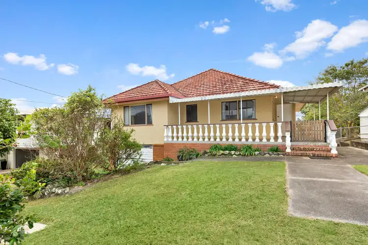 24 Jeays Street, Scarborough QLD 4020