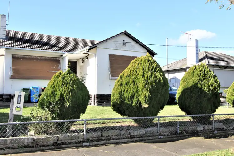 11 Cedar St, Doveton VIC 3177