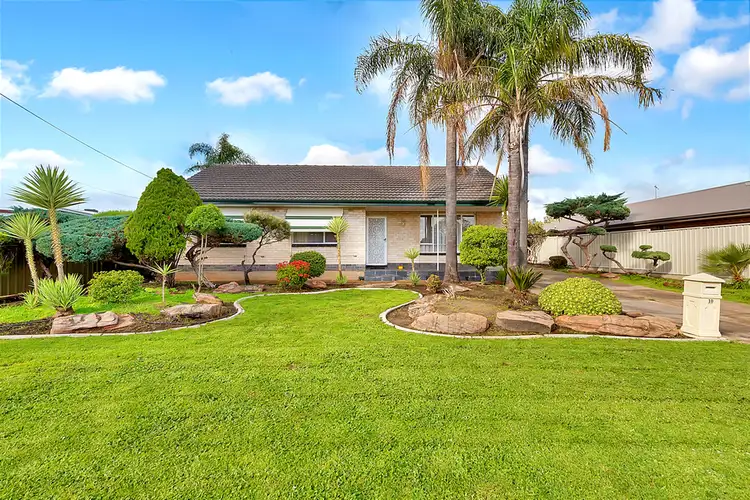 Main view of Homely house listing, 10 Lincoln Crescent, Pooraka SA 5095