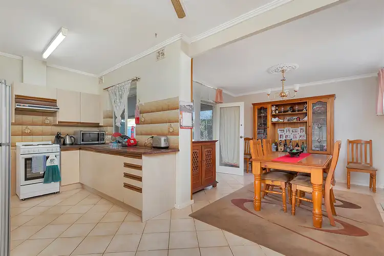 Fourth view of Homely house listing, 10 Lincoln Crescent, Pooraka SA 5095