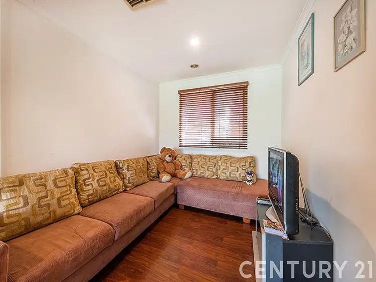 Sixth view of Homely house listing, 2 Ballina Place, Hampton Park VIC 3976
