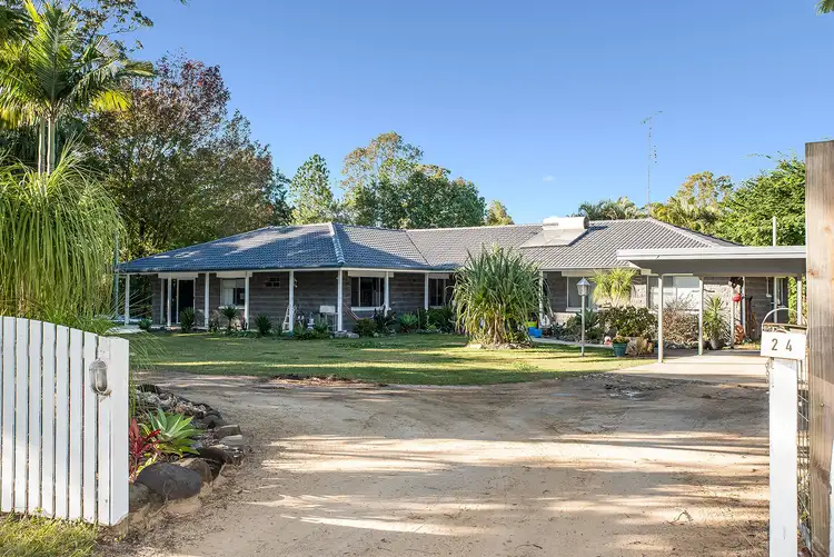 24 Mooloolah Road, Mooloolah Valley QLD 4553