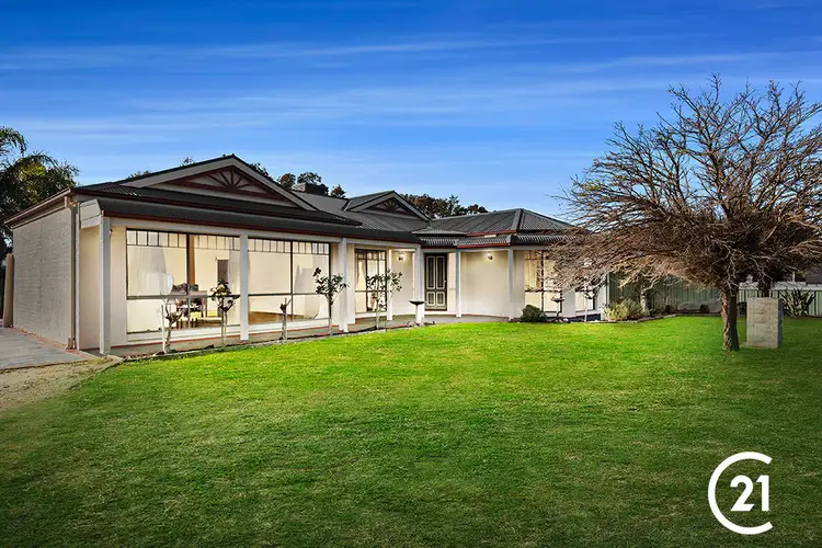 39 Woodlands Circuit, Echuca VIC 3564