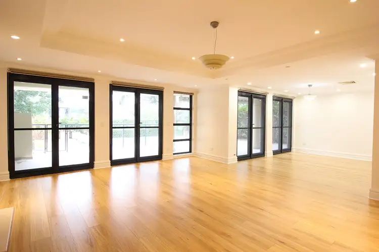 1/40 Carlotta Road