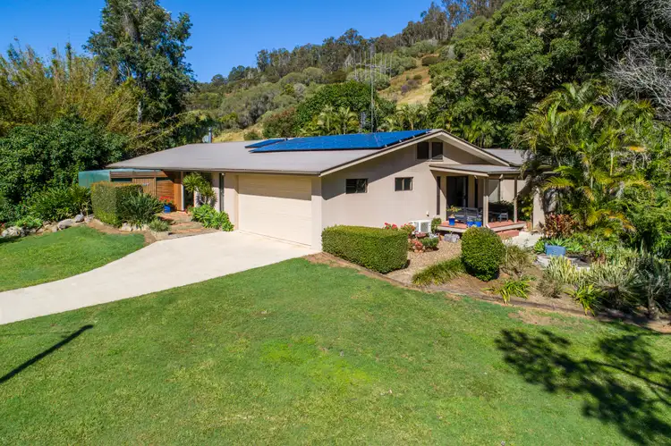 237 Mullins Creek Road, Goomboorian QLD 4570