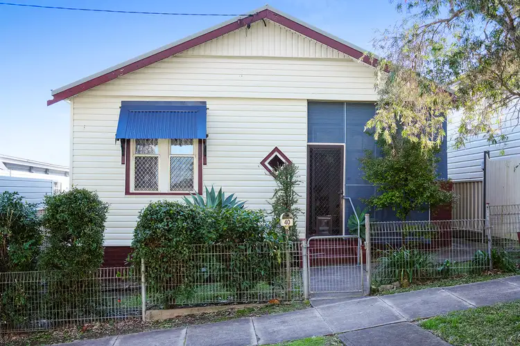 40 Gamack Street, Mayfield NSW 2304