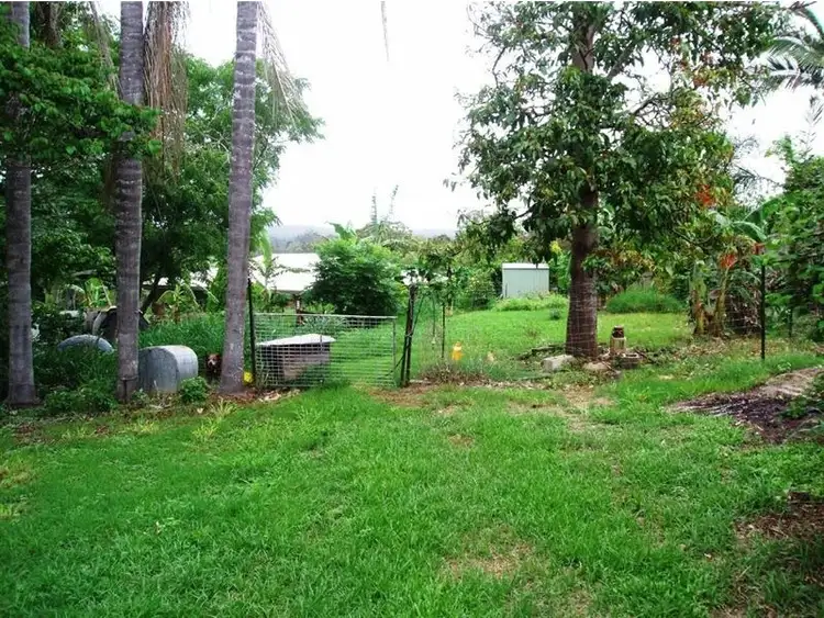 4 Larner Street, Tiaro QLD 4650