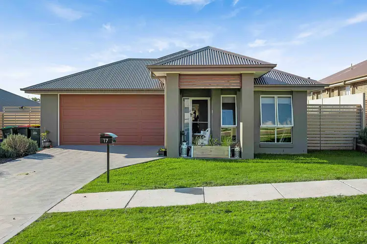 17 Slattery Road, North Rothbury NSW 2335