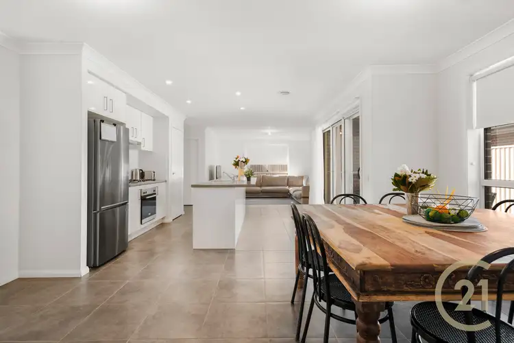 11 Amber Close, Kelso NSW 2795