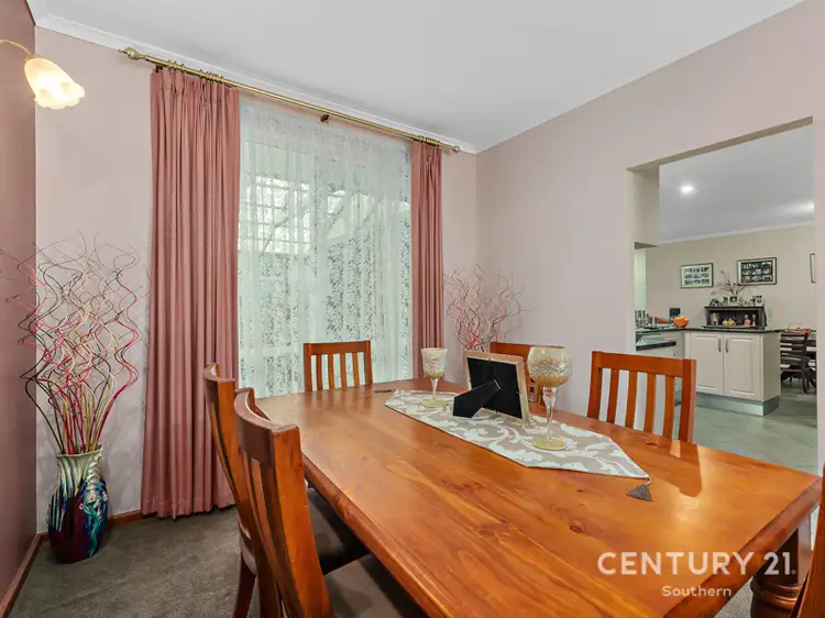 Fifth view of Homely house listing, 2 Hayford Cres, Morphett Vale SA 5162