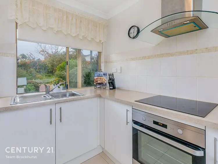 Sixth view of Homely villa listing, 27/24 Southdown Place, Thornlie WA 6108