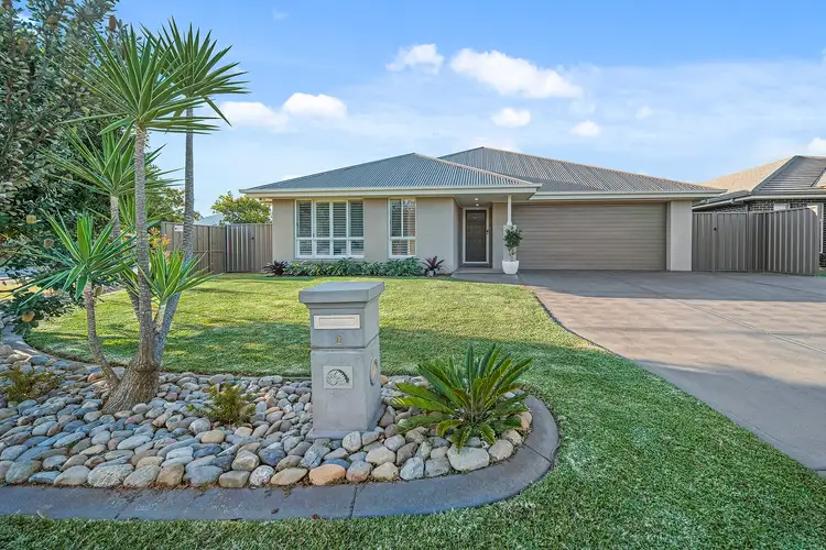 1 Glider Avenue, Fern Bay NSW 2295
