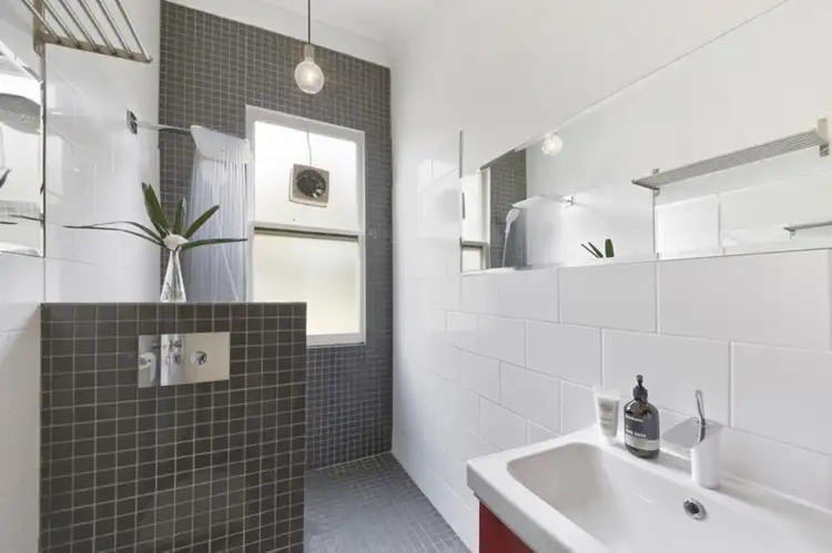 Seventh view of Homely flat listing, 3/249 Menangle Street, Picton NSW 2571
