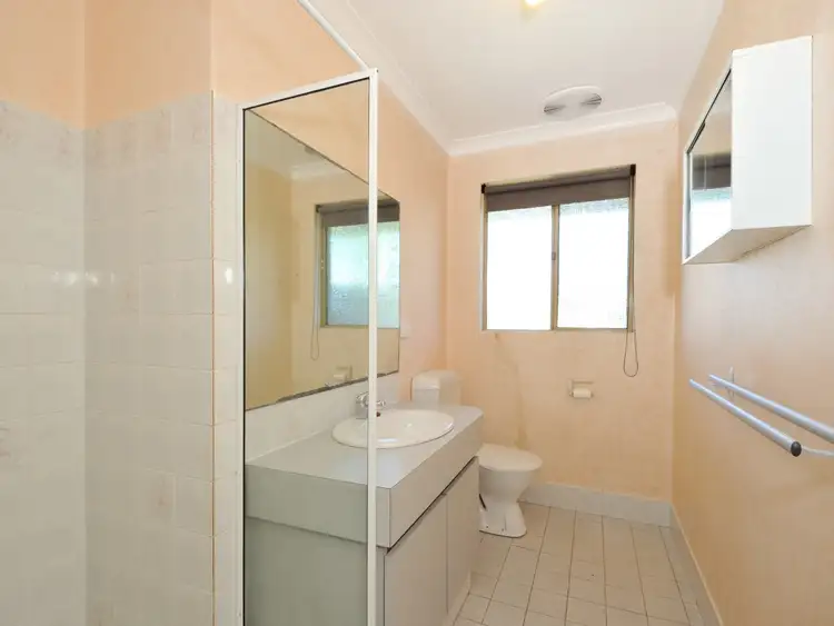 Seventh view of Homely house listing, 37 Woodbridge Drive, Cooloongup WA 6168
