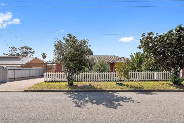33 Domain Street, Moana SA 5169