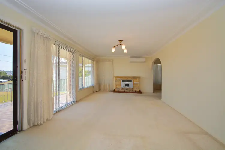 Fifth view of Homely house listing, 4 Weatherley Street, Booragul NSW 2284