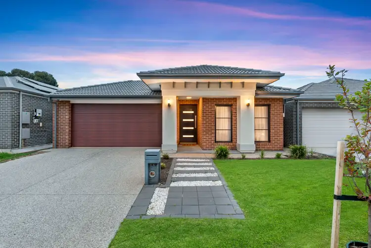 15 Riverwalk Place, Parafield Gardens SA 5107