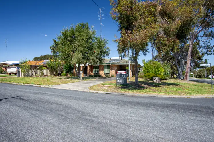 16 Brooks Avenue (Known as 1 Walmsley Street), Waroona WA 6215