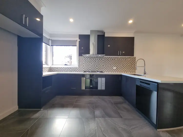Fifth view of Homely townhouse listing, 1/39 Golf Links Avenue, Oakleigh VIC 3166