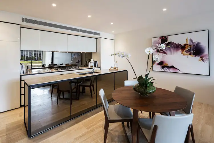 204B /1 THE CONCOURSE, Benowa QLD 4217