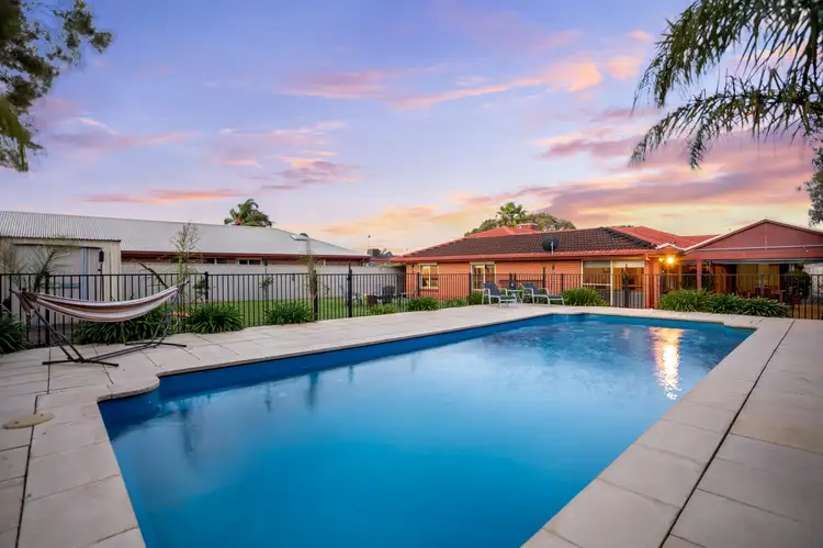 35 Simone Crescent, Morphett Vale SA 5162