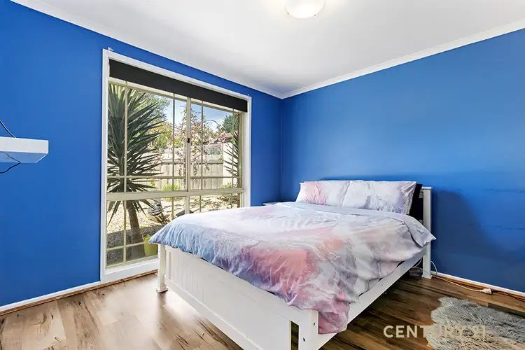 Sixth view of Homely house listing, 4 Bruce Court, Pakenham VIC 3810