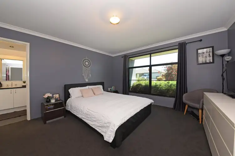 Fourth view of Homely house listing, 8 Farnham Pass, Alkimos WA 6038