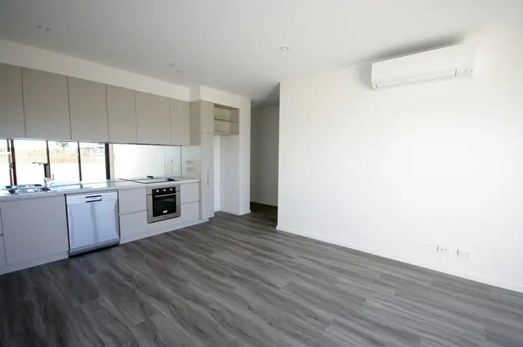 Second view of Homely apartment listing, 2/477 South Road, Bentleigh VIC 3204