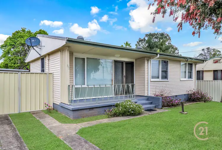 Second view of Homely house listing, 35 Moresby Crescent, Whalan NSW 2770